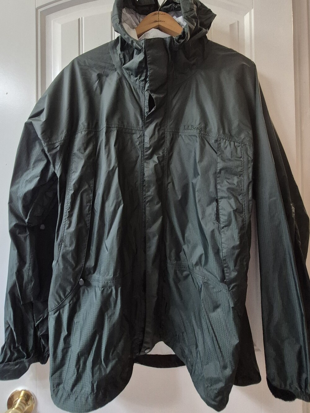 Mens Green L.L. Bean Nylon Jacket Size Medium